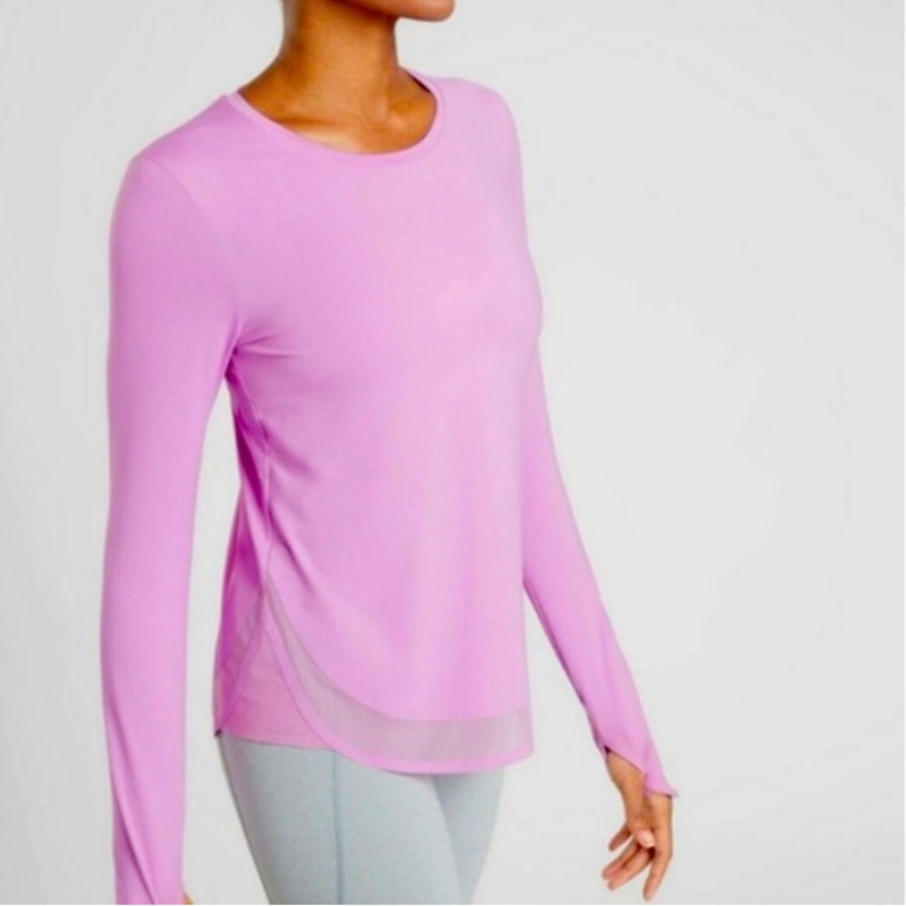 Athleta Long Sleeve Cadence Top in XS with Mesh Scalloped Edges.